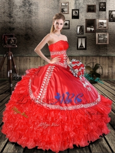 Elegant Red Strapless 2017 Quinceanera Dresses with Appliques and Ruffles