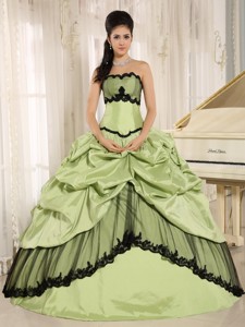 Yellow Green and Black Pick-ups Appliques Quinceanera Dress For Custom Made In Kamuela City Hawaii T