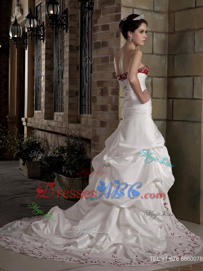 Graceful Sweetheart Chapel Train Taffeta Embroidery Hand Made Flowers Wedding Dress