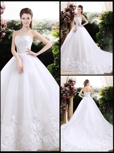 New Style Ball Gown Sweetheart Chapel Train Wedding Dress With Appliques
