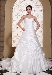 Elegant Wedding Dress Ruched Bodice And Pick-ups Chapel Train