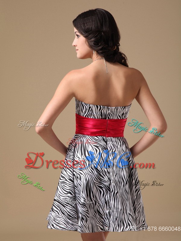 Sweet Sweetheart Mini-length Zebra Beading Prom Dress
