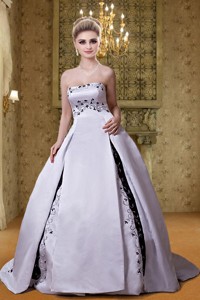 Chapel Train Ball Gown Strapless Wedding Dress with Embroidery 