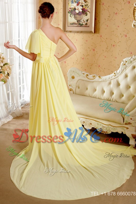 Yellow Column / Sheath One Shoulder Court Train Chiffon Beading and Ruch Prom / Evening Dress