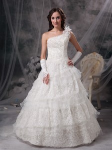 Nice One Shoulder Floor-length Taffeta And Lace Wedding Dress