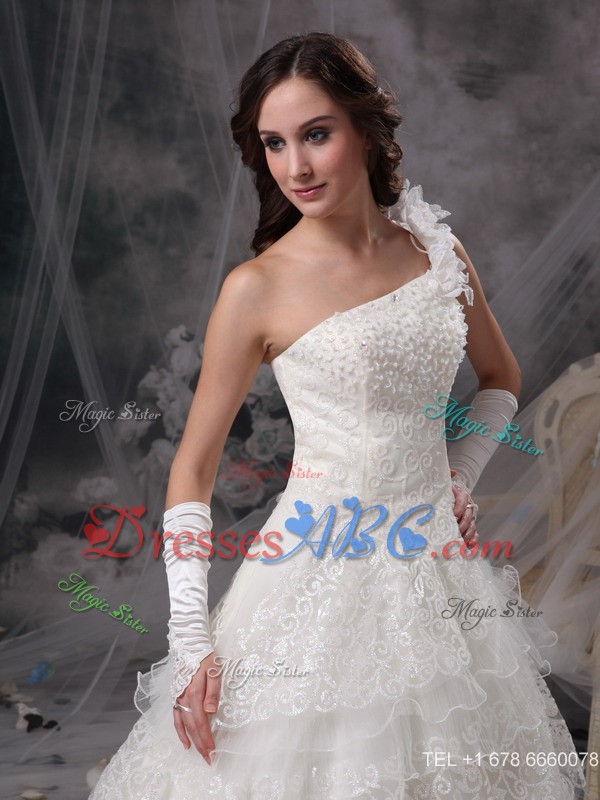 Nice One Shoulder Floor-length Taffeta And Lace Wedding Dress