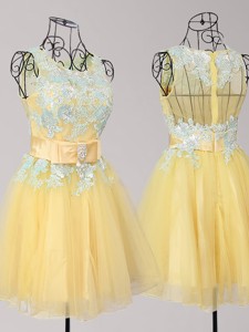 Exquisite Scoop Yellow Short Prom Dress with Appliques and Bowknot