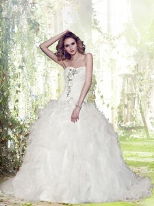 Gorgeous Ball Gown Court Train Beading Wedding Dress With Sweetheart