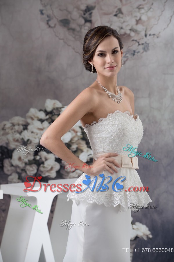 Sweetheart Brush Train White Wedding Dress with Champagne Bowknot 