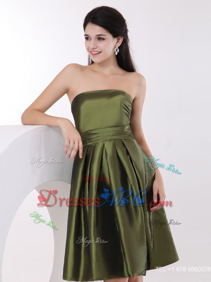 Olive Green Dama Dress With Strapless And Knee-length