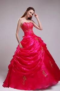 Red Ball Gown Strapless Floor-length Orangza Appliqiues Quinceanera Dress