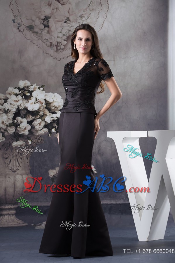 Appliqued Black Prom Celebrity Dress with Short Sleeves and Cutout